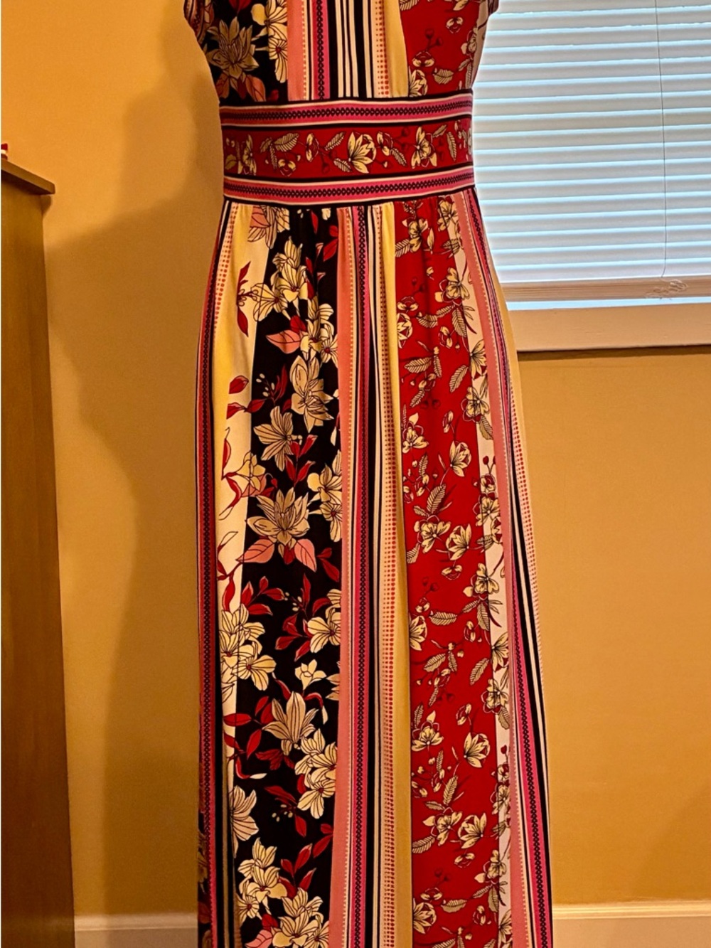 London Times Sleeveless Red Floral Stripe Maxi Dress - Small - Picture 5 of 8